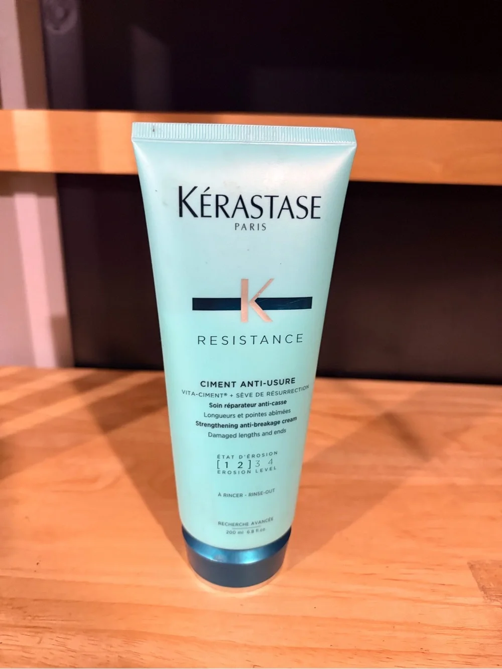 Kerastase Resistance Ciment Anti-Usure Hair Cream & Beauty Gift Bag